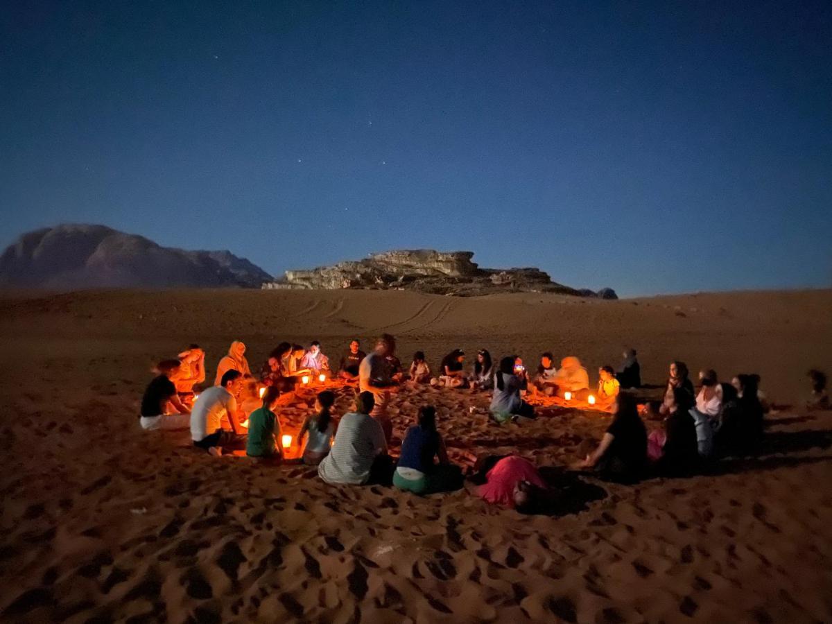 Hotel Orbit Camp Wadi Rum Esterno foto