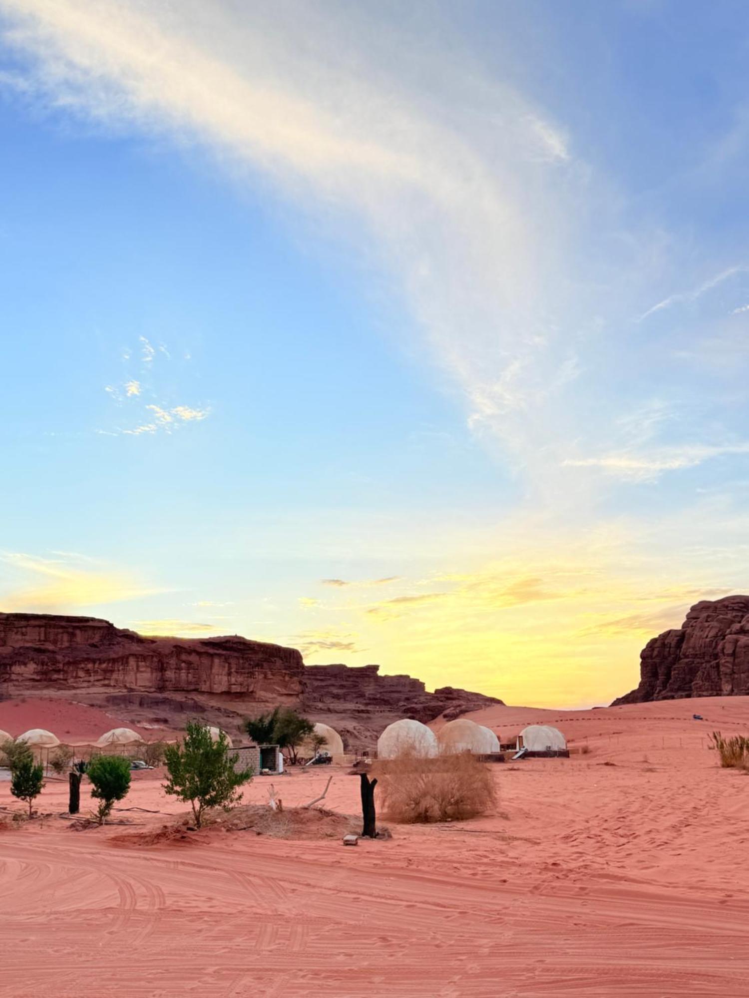 Hotel Orbit Camp Wadi Rum Esterno foto